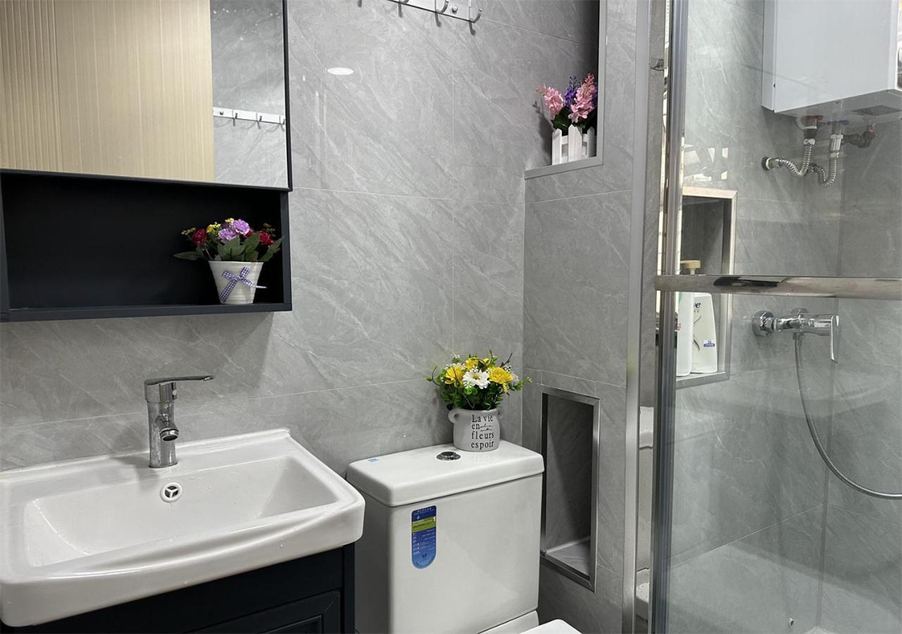3Br Romantic Apt, 2Mins Mtr, 8Pax Hongkong Kültér fotó